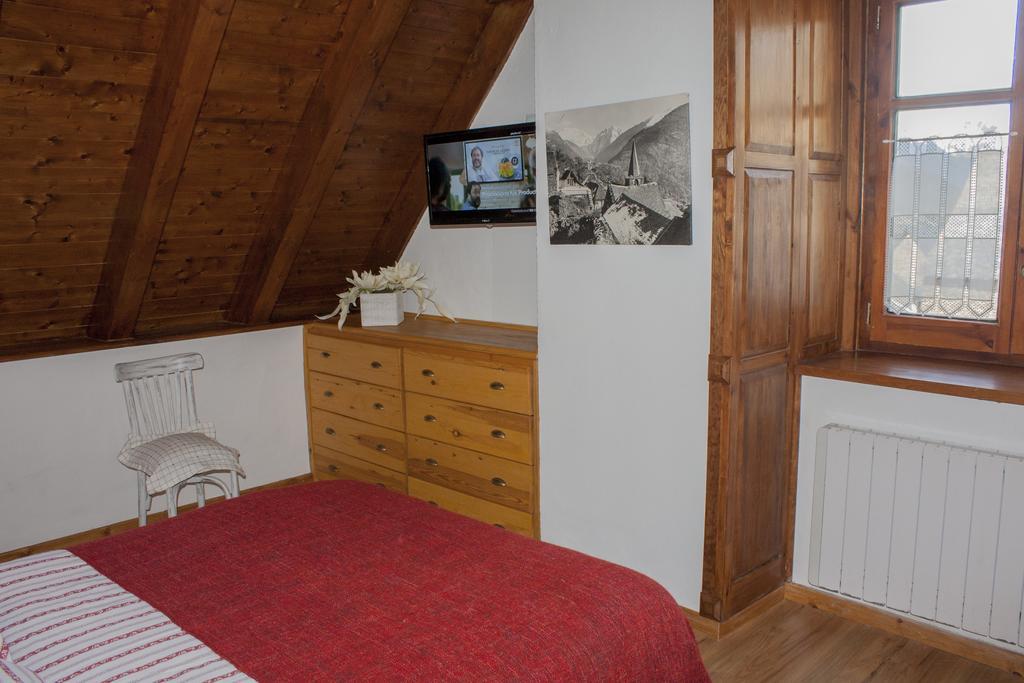 Eth Humarau de Ço de Bernat Apartamento Mont Exterior foto